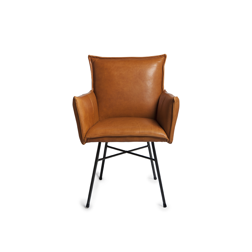 Sanne Diningchair With Arm Luxor Cognac Front (1)